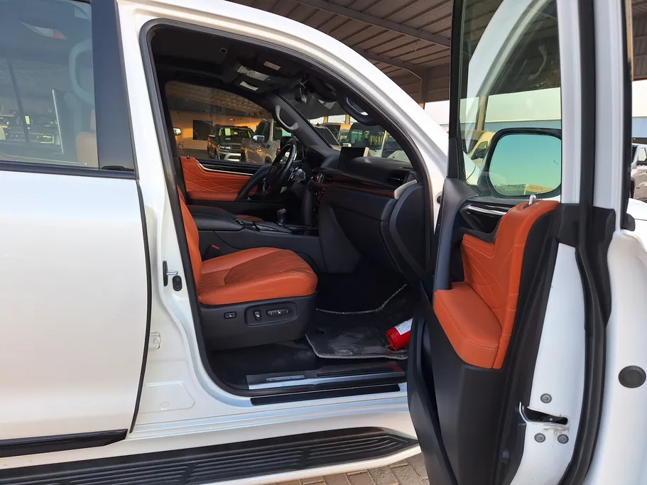 لكزس LX 570 Black Ed. 2020 