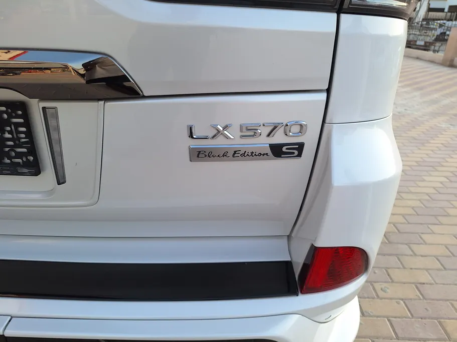 لكزس LX 570 Black Ed. 2020 