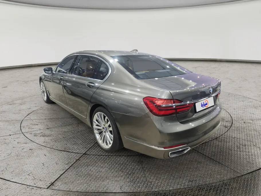 2018 BMW 7 Series 740Li 