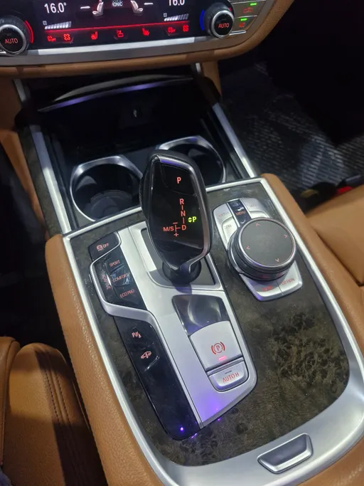 2018 BMW 7 Series 740Li 