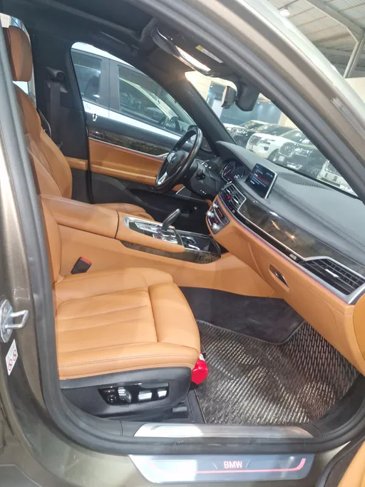 2018 BMW 7 Series 740Li 