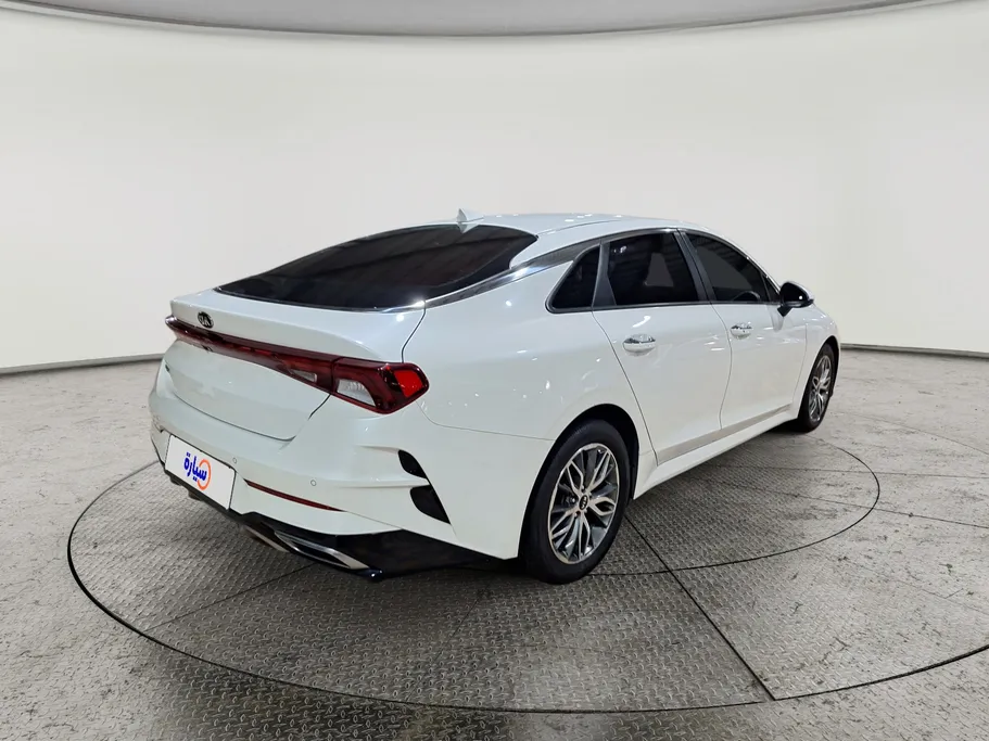 2021 Kia K5 GL 