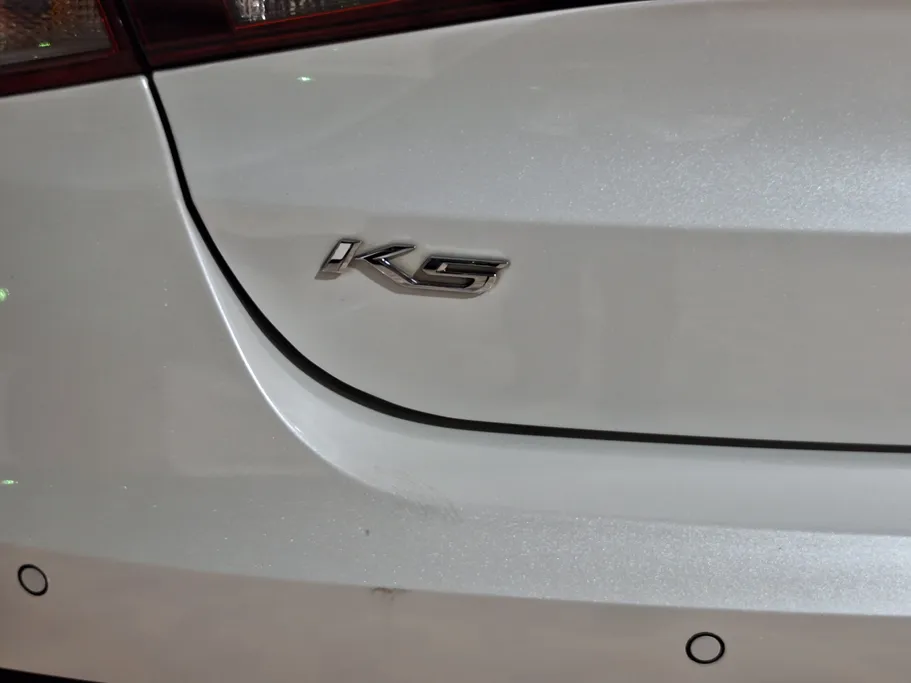2021 Kia K5 GL 