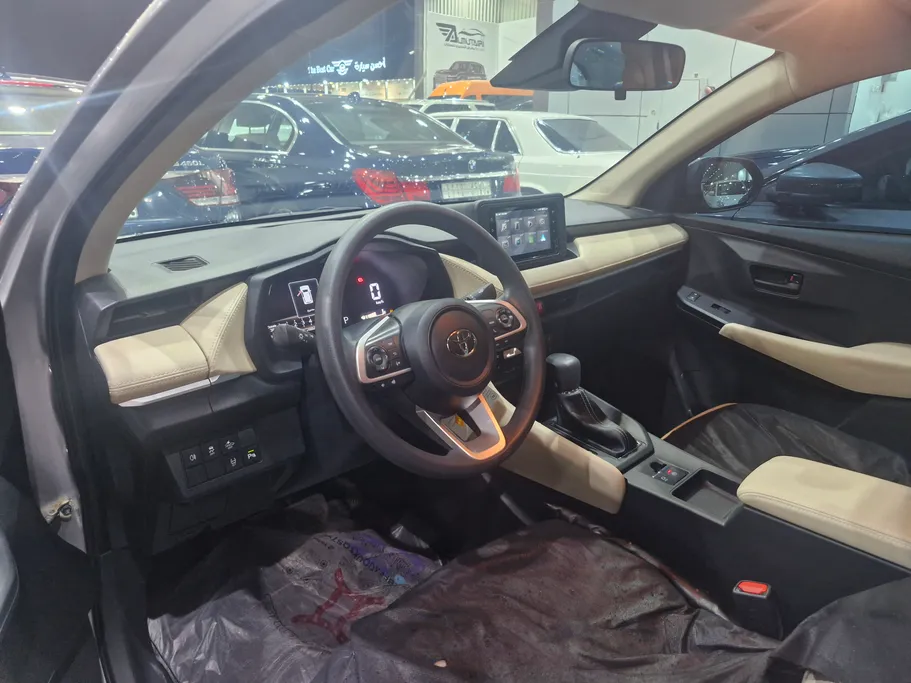 2024 Toyota Yaris  Y Plus 