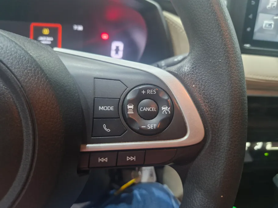 2024 Toyota Yaris  Y Plus 