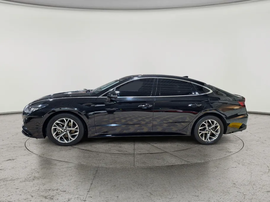 2022 Hyundai Sonata MID 
