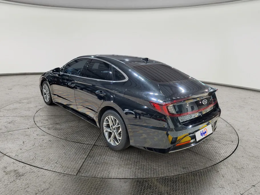 2022 Hyundai Sonata MID 