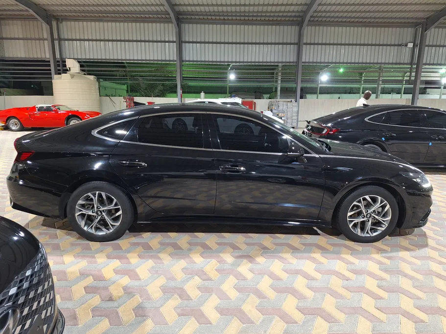 2022 Hyundai Sonata MID 