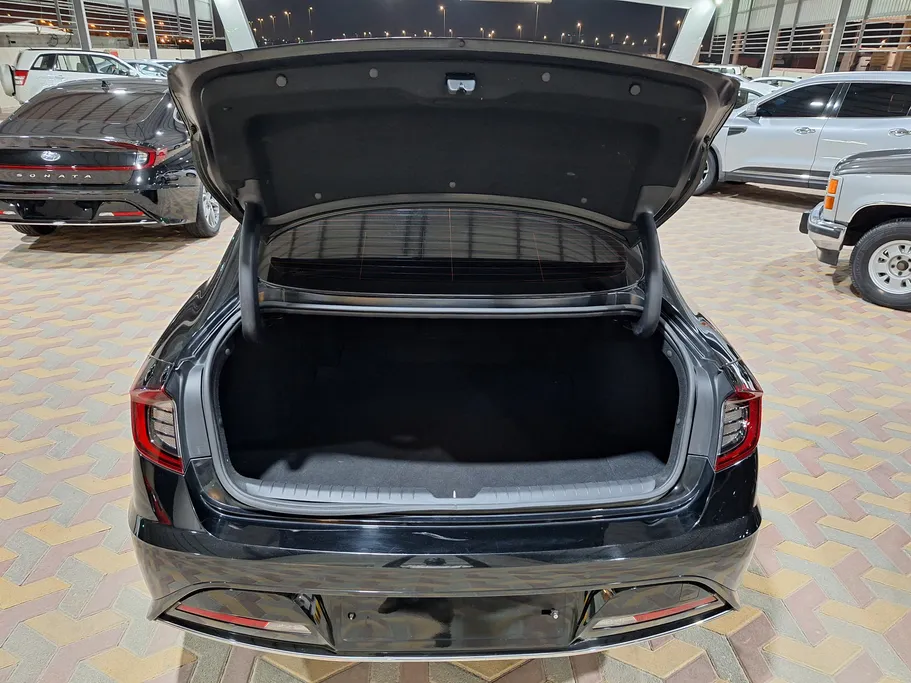 2022 Hyundai Sonata MID 