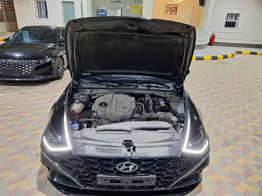 2022 Hyundai Sonata MID 