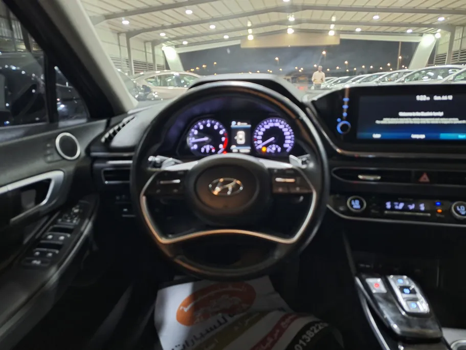 2022 Hyundai Sonata MID 