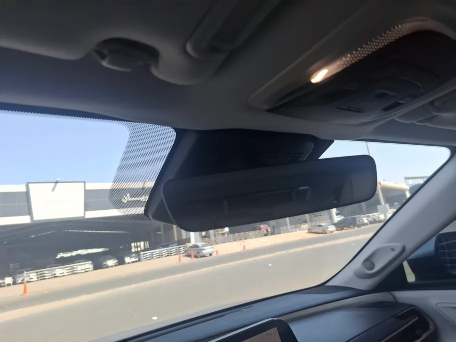 2023 Toyota Crown Premium 
