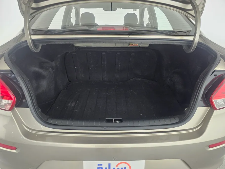 2022 Kia Pegas LX 