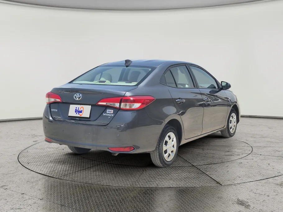 2021 Toyota Yaris  Y 