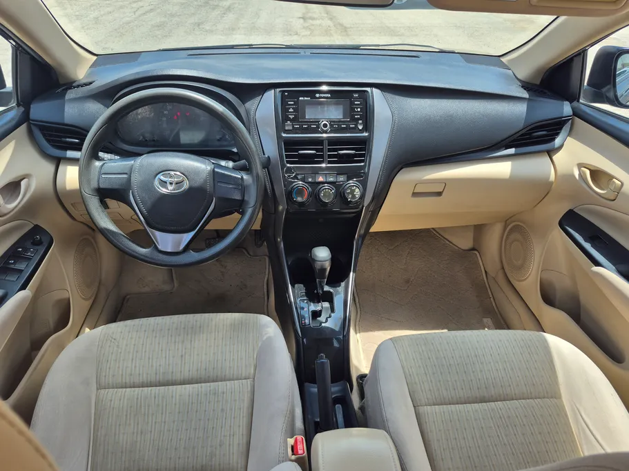 2021 Toyota Yaris  Y 