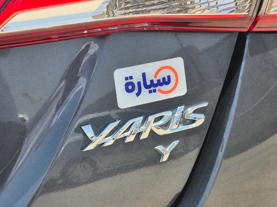 2021 Toyota Yaris  Y 