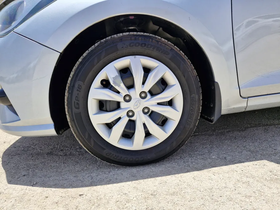 2022 Hyundai Accent Smart 