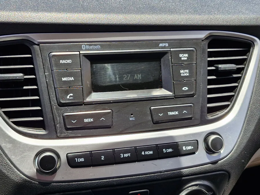 2022 Hyundai Accent Smart 