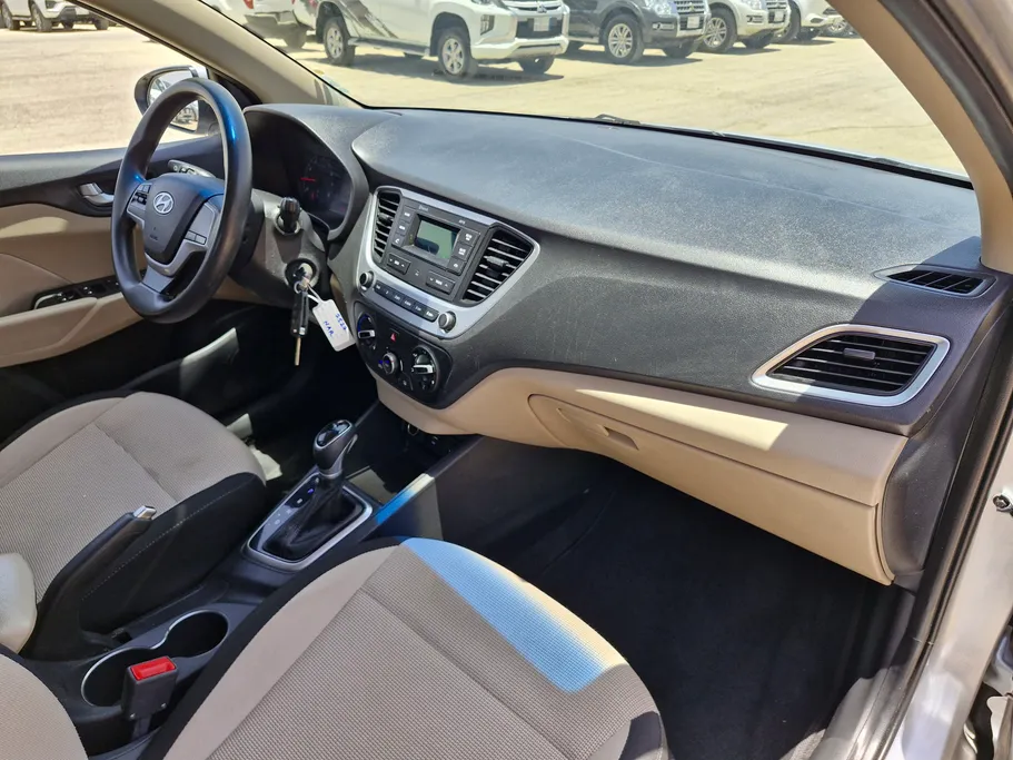 2022 Hyundai Accent Smart 
