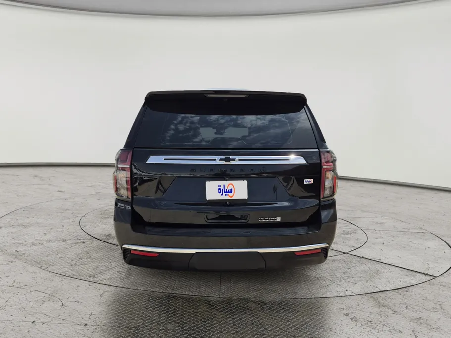 2023 Chevrolet Suburban LS 