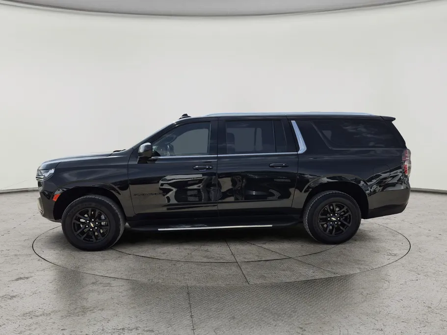 2023 Chevrolet Suburban LS 