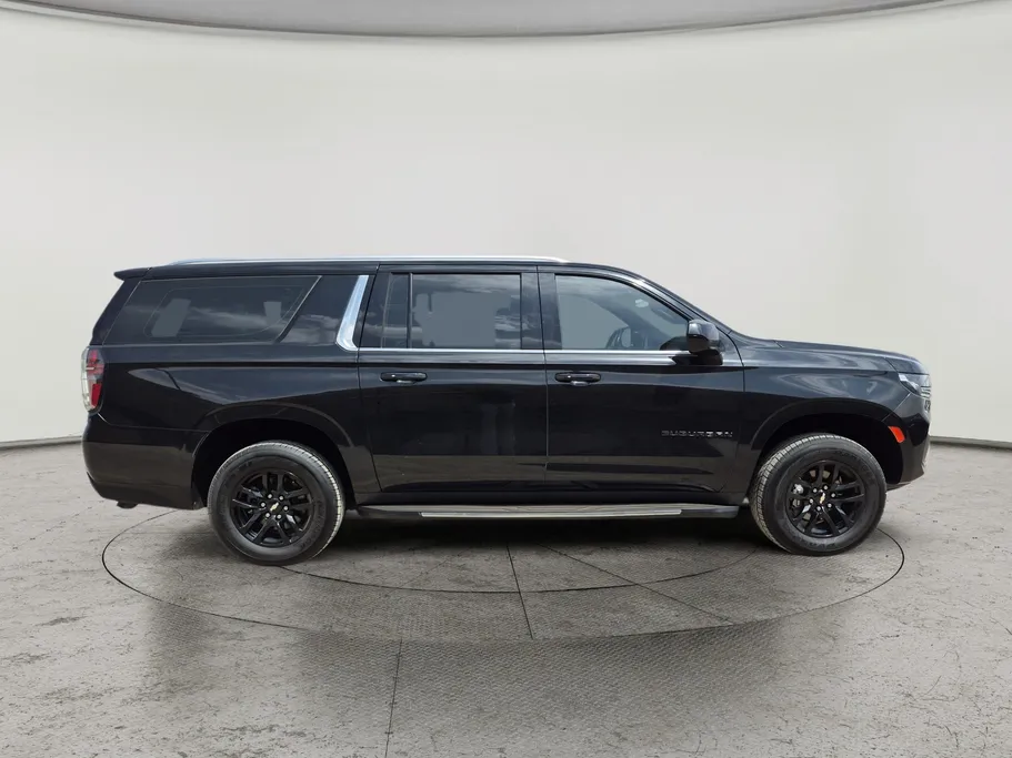 2023 Chevrolet Suburban LS 