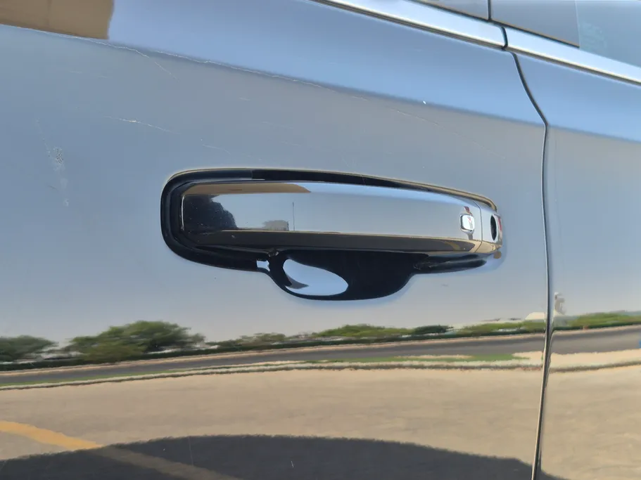2023 Chevrolet Suburban LS 