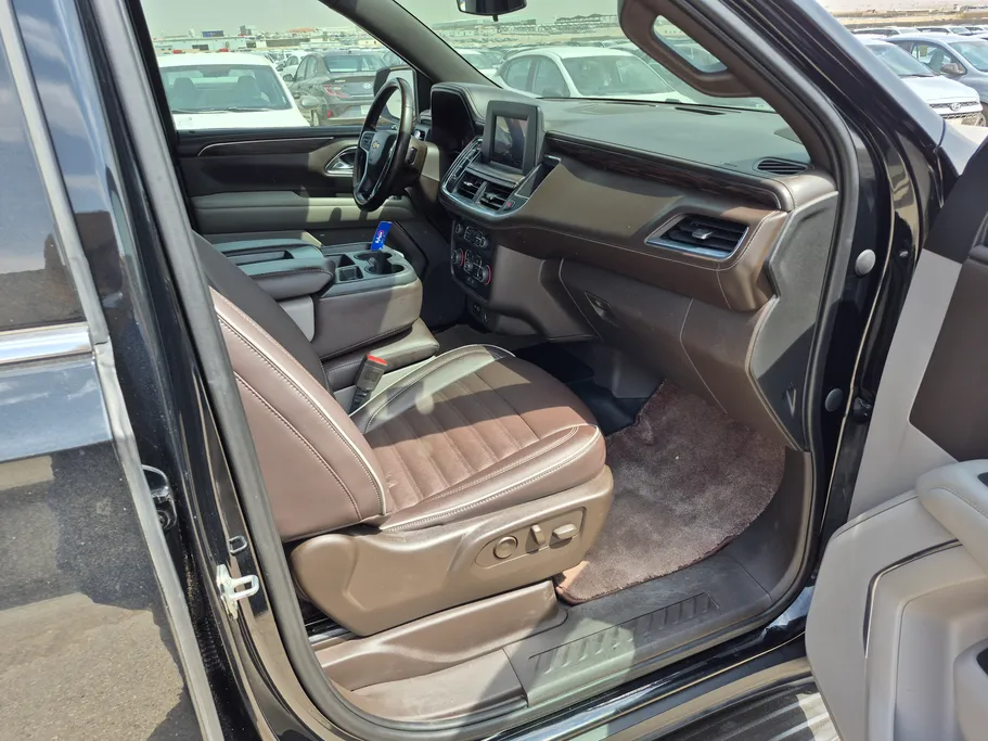 2023 Chevrolet Suburban LS 