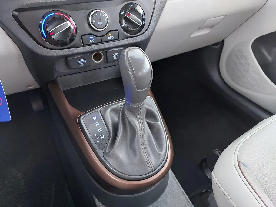 هيونداي Grand i10 فلييت 2024 