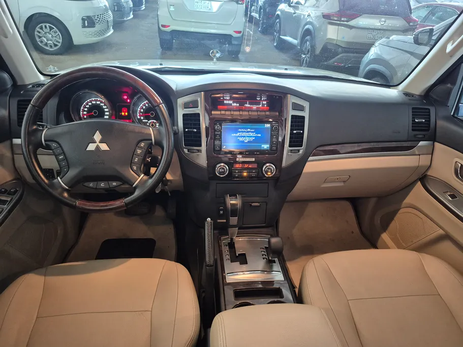 ميتسوبيشي باجيرو GLS 5Doors 2022 