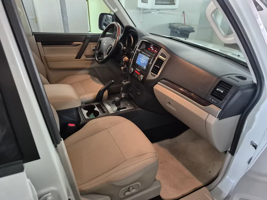 ميتسوبيشي باجيرو GLS 5Doors 2022 
