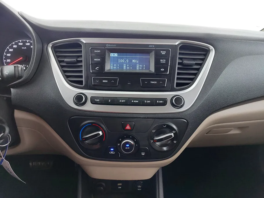 2021 Hyundai Accent Smart 