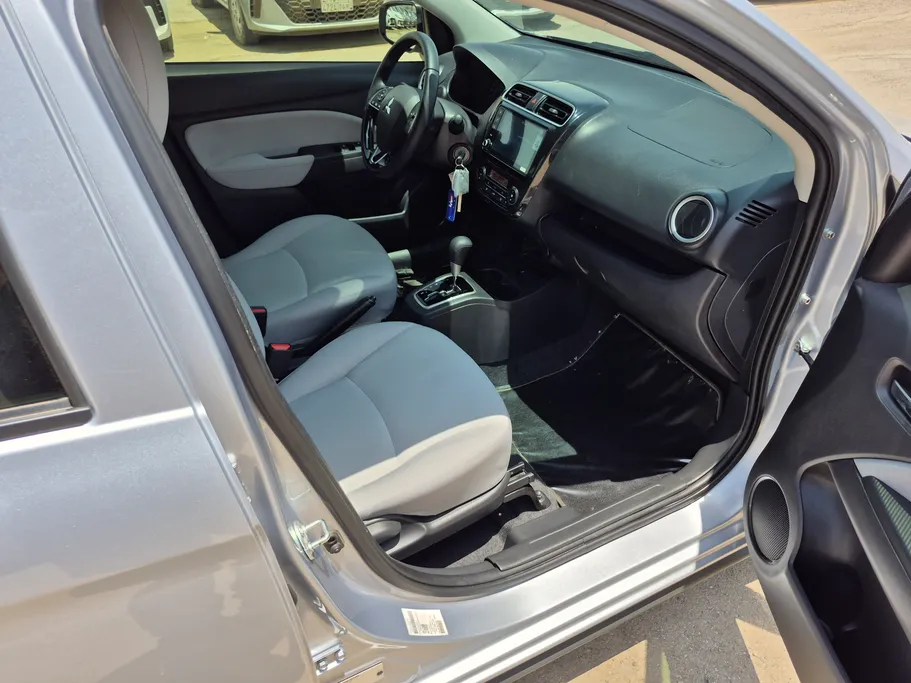 2024 Mitsubishi Attrage GLX HL 