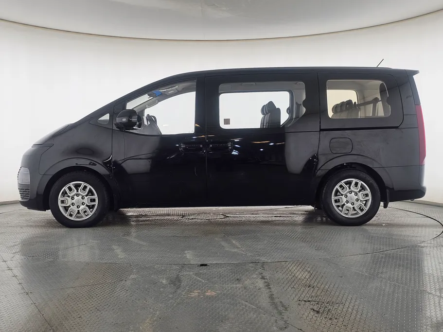 2023 Hyundai Staria Smart 9 ST 
