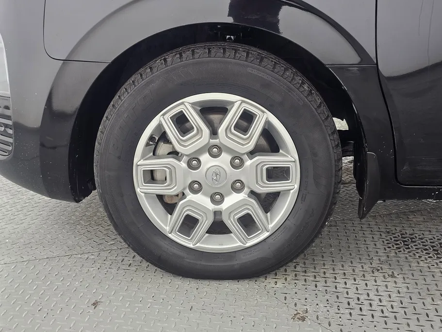 2023 Hyundai Staria Smart 9 ST 