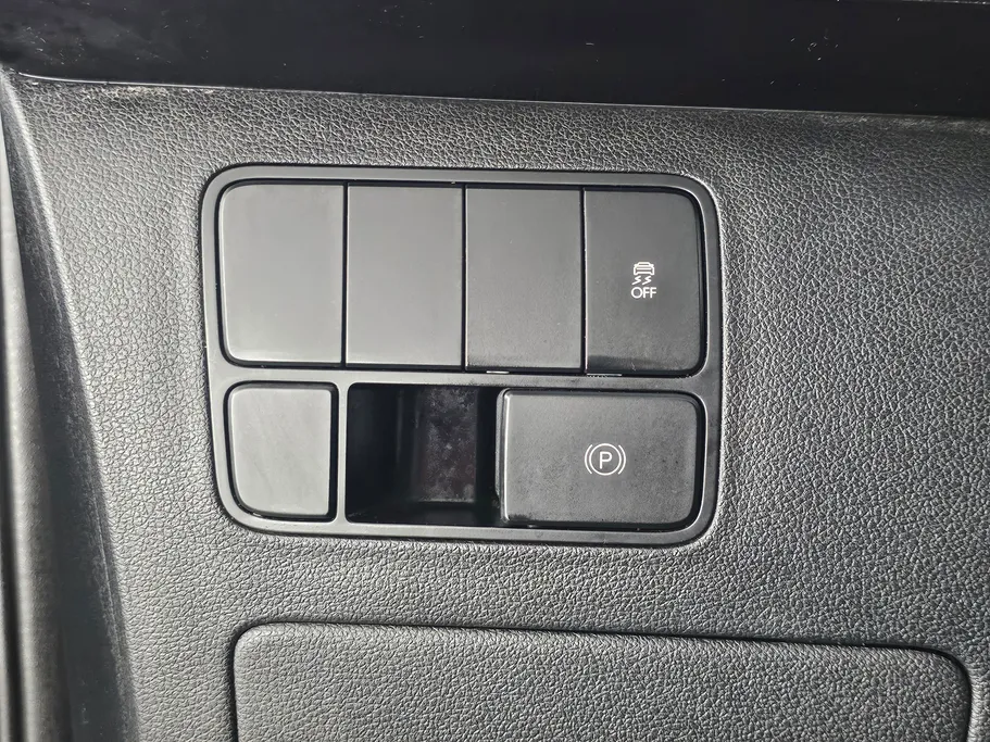 2023 Hyundai Staria Smart 9 ST 