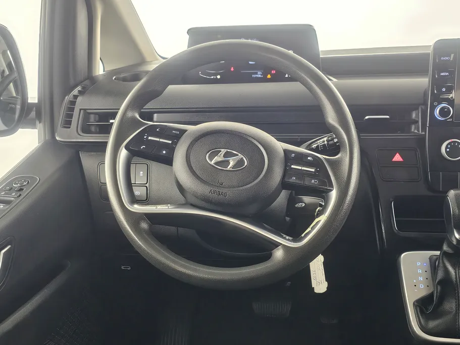 2023 Hyundai Staria Smart 9 ST 