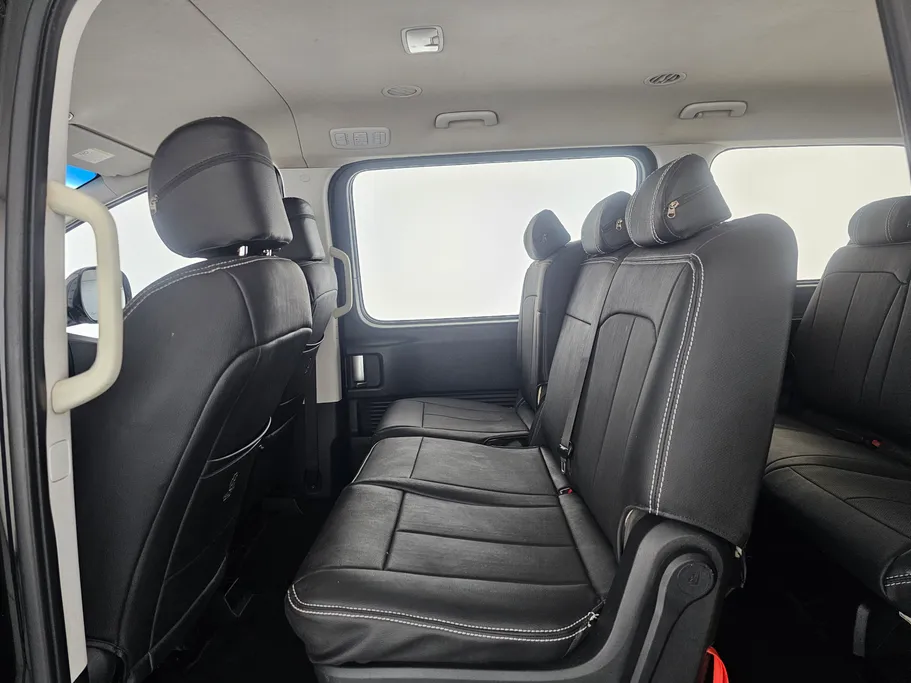 2023 Hyundai Staria Smart 9 ST 