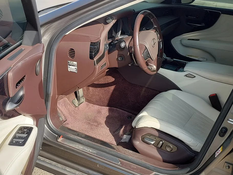 لكزس LS 500 2018 