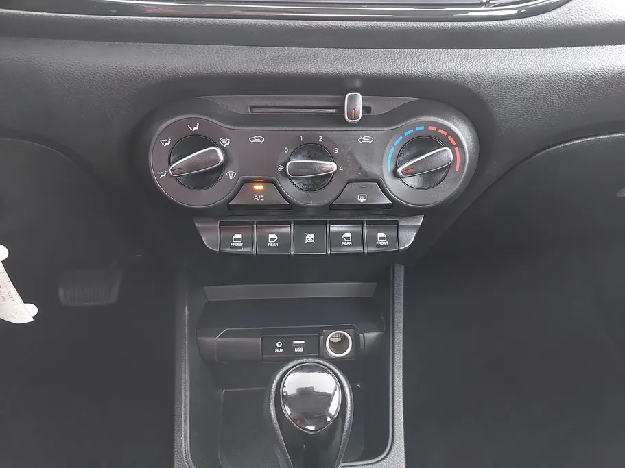 2024 Kia Pegas GL 