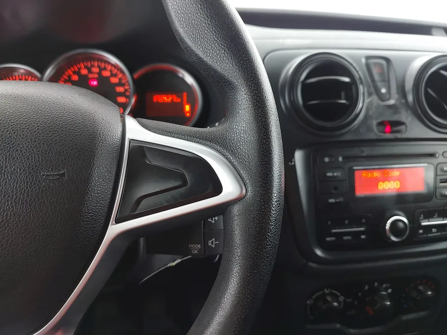 2022 Renault Docker Van بضاعة 