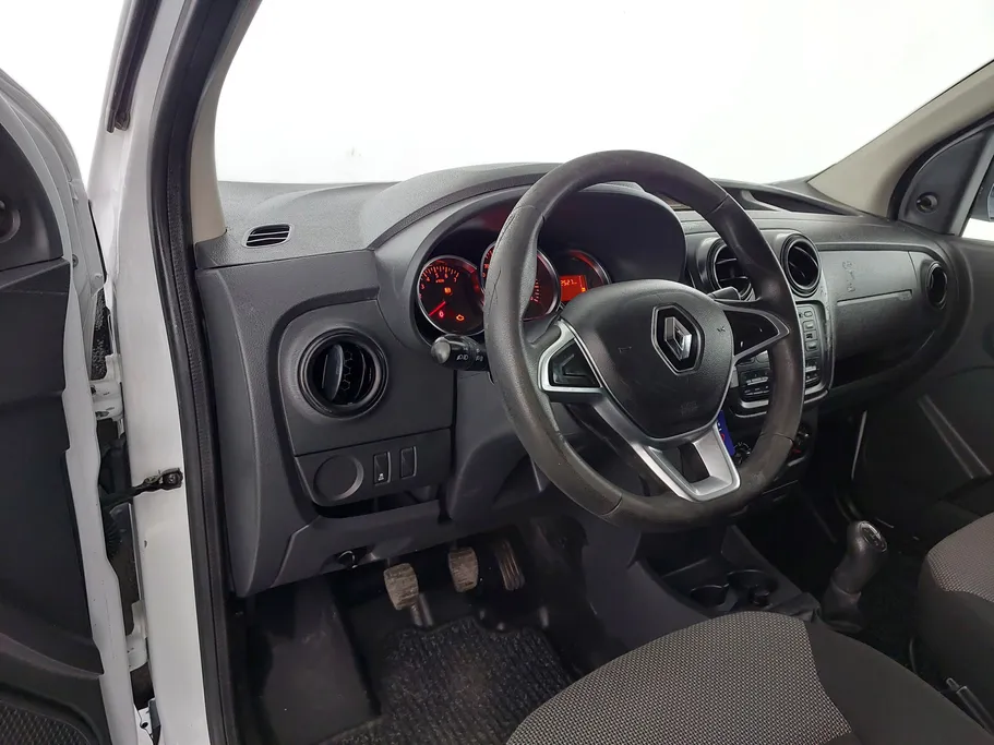 2022 Renault Docker Van بضاعة 