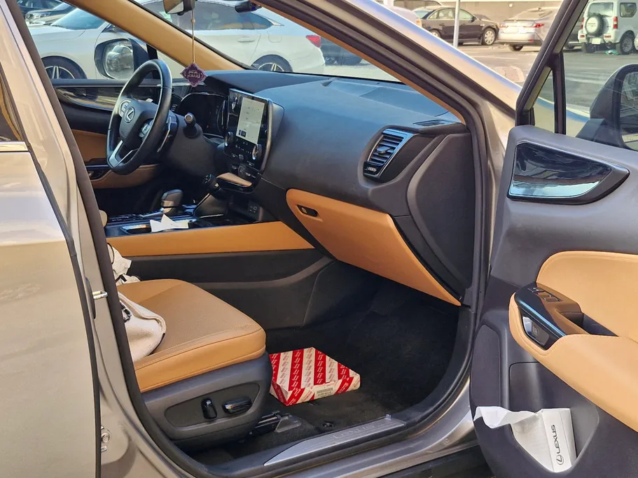 لكزس NX 350h AH 2025 