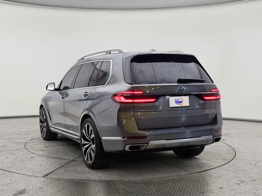 2024 BMW X Series 7 xDrive 40i	 
