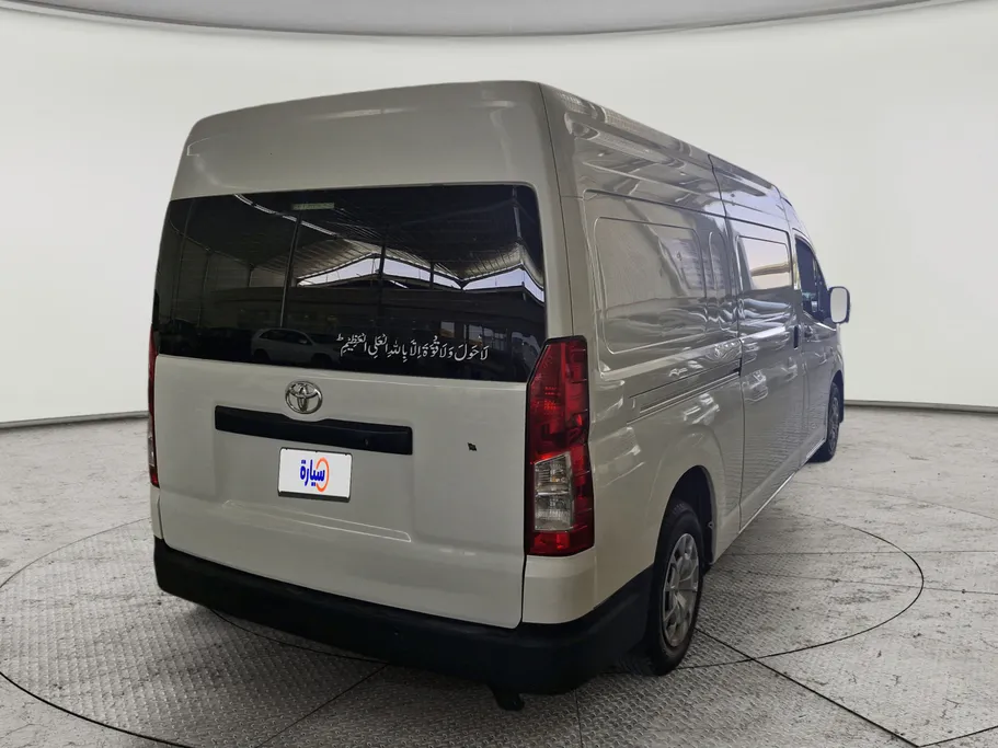 2023 Toyota Haice فان بضاعه 