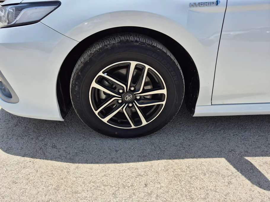 2023 Toyota Camry  LE HEV 