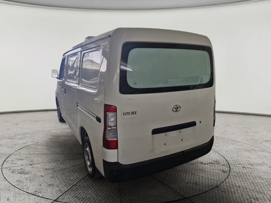 2023 Toyota LiteAce Van 