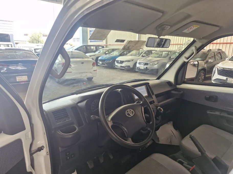 2023 Toyota LiteAce Van 