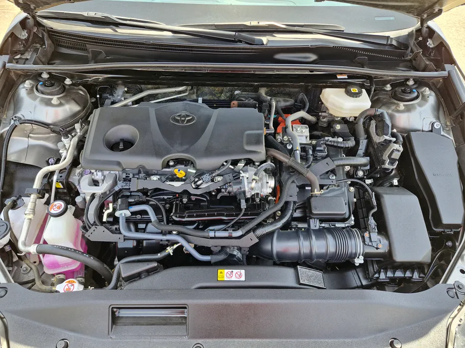 2025 Toyota Camry  LE HEV 