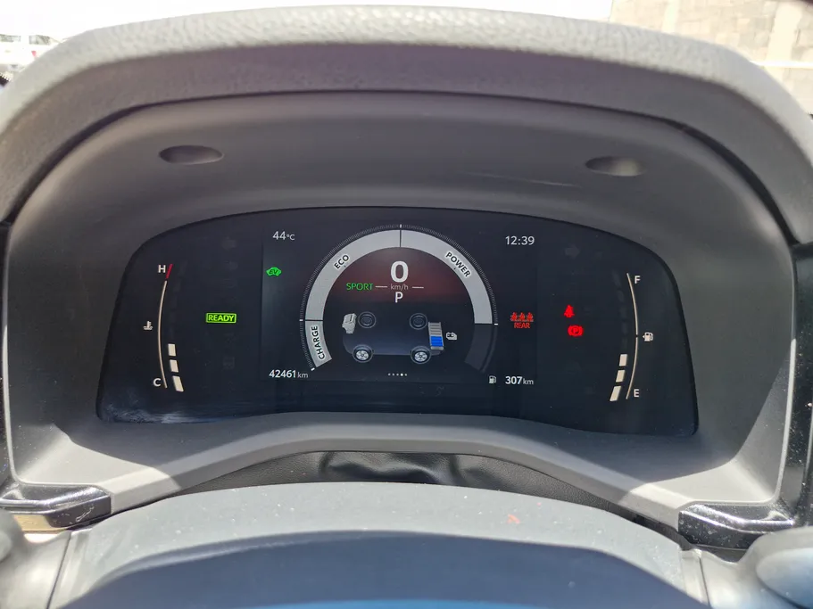 2025 Toyota Camry  LE HEV 